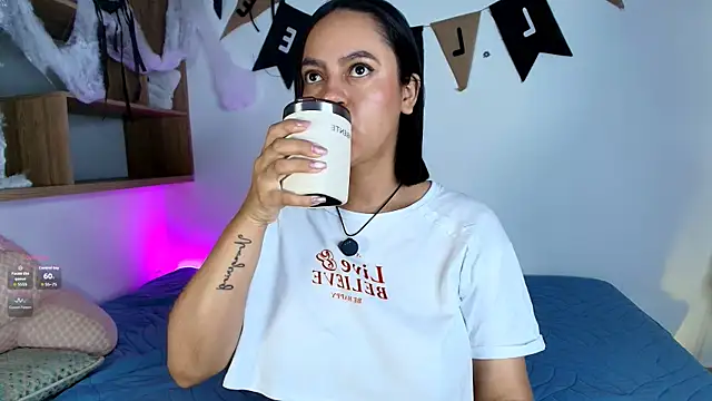 VICTORIABLACK xh online show from 10-15-25, 10:59