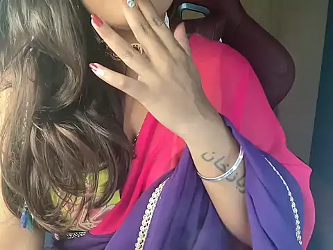 Snapshot of shanayaaa_1 chatting on 01-30-25, 06:54 shanayaaa 1 online show from 01-30-25, 06:54