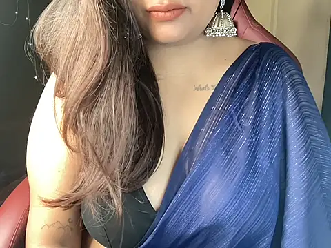 Snapshot of shanayaaa_1 chatting on 02-04-25, 06:49 shanayaaa 1 online show from 02-04-25, 06:49