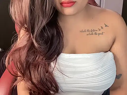 Snapshot of shanayaaa_1 chatting on 09-24-25, 07:06 shanayaaa 1 online show from 09-24-25, 07:06