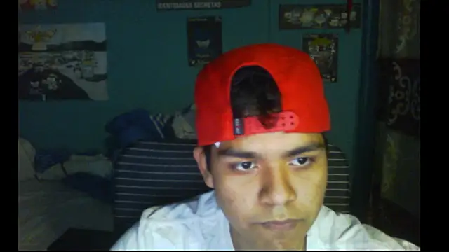 Snapshot of Valesh20 chatting on 09-23-25, 12:02 Valesh20 online show from 09-23-25, 12:02