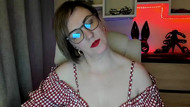 feliziaDesire online show from 12-05-25, 01:09