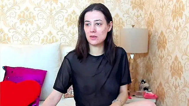 JuliaHunts online show from 01-09-26, 05:54