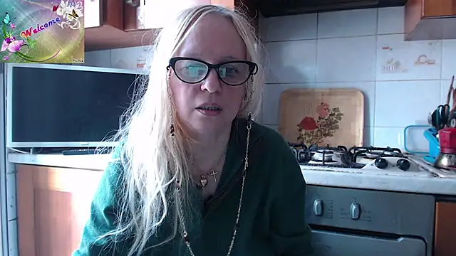 martachatte online show from 09-24-25, 07:33