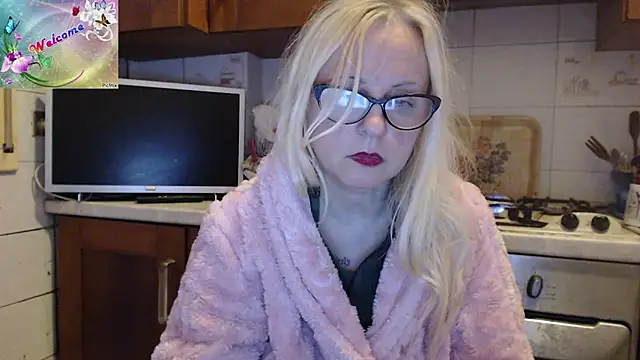 martachatte online show from 12-04-25, 06:12