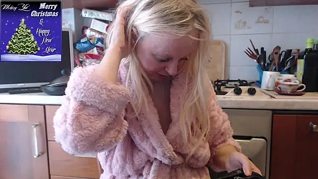 martachatte online show from 12-22-25, 08:33