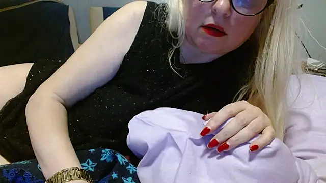 martachatte online show from 04-30-26, 08:26