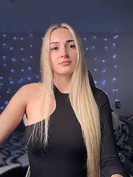 Snapshot of minalawarden chatting on 10-08-25, 10:24 minalawarden online show from 10-08-25, 10:24