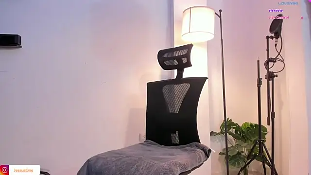 JesusOne online show from 01-08-25, 05:27