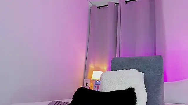 Snapshot of ice_grace chatting on 01-09-25, 02:07 ice grace online show from 01-09-25, 02:07