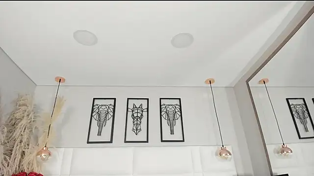 Rebeca jones online show from 09-11-25, 12:05