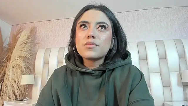 Rebeca jones online show from 03-28-26, 12:05