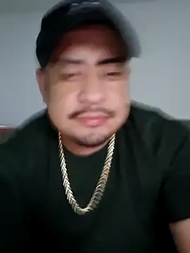 Snapshot of hungpenis210 chatting on 09-11-25, 05:18 hungpenis210 online show from 09-11-25, 05:18