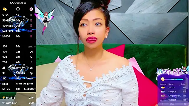 Snapshot of ElyaQuinn chatting on 03-22-25, 04:58 ElyaQuinn online show from 03-22-25, 04:58