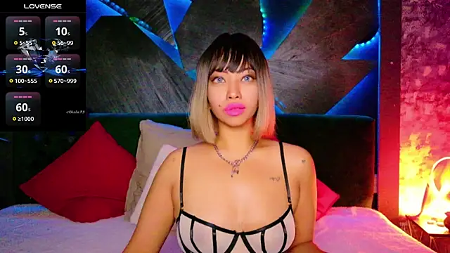 Snapshot of ElyaQuinn chatting on 11-20-25, 07:19 ElyaQuinn online show from 11-20-25, 07:19