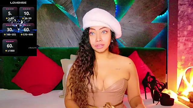 Snapshot of ElyaQuinn chatting on 11-27-25, 07:43 ElyaQuinn online show from 11-27-25, 07:43