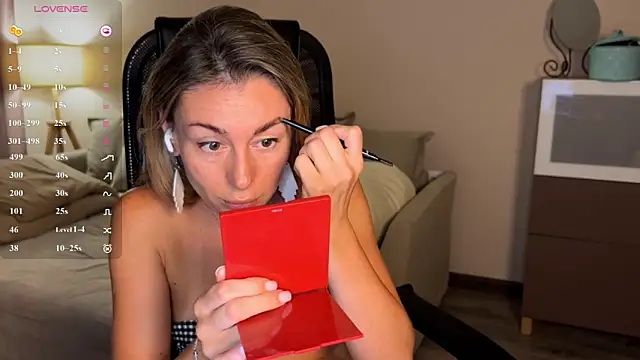 Snapshot of DannaEvan chatting on 06-26-26, 09:41 DannaEvan online show from 06-26-26, 09:41