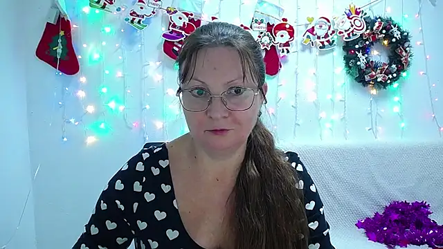VanessaHotts online show from 01-11-25, 12:07