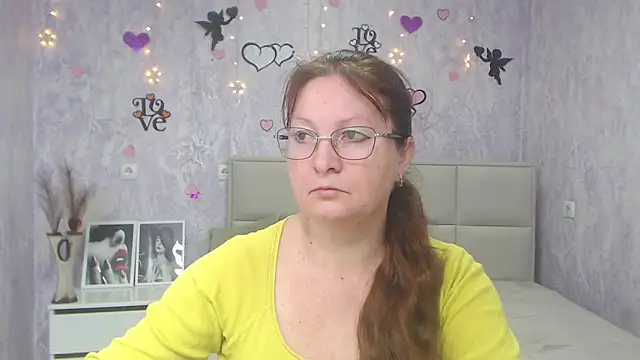 VanessaHotts online show from 03-07-25, 06:46