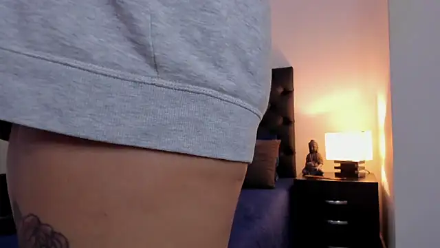 Jenny Carters online show from 12-28-24, 10:58