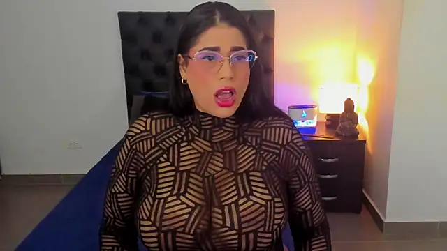 Jenny Carters online show from 10-04-25, 01:36