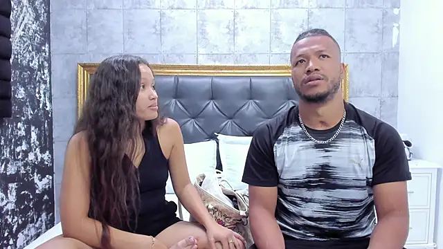 Snapshot of AnnieAndStefan chatting on 12-18-24, 02:49 AnnieAndStefan online show from 12-18-24, 02:49