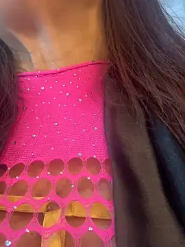 lonely shewolf online show from 11-28-25, 05:59