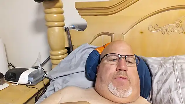 Bigbear0563 online show from 04-13-26, 04:23