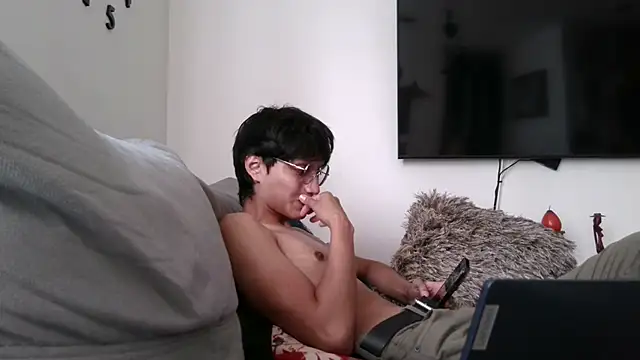 LuiSexvill online show from 09-12-25, 07:47