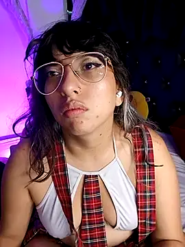 Snapshot of Piafisher1 chatting on 03-15-25, 01:07 Piafisher1 online show from 03-15-25, 01:07