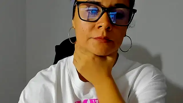 Snapshot of Sami_Hotie1 chatting on 04-18-26, 07:58 Sami Hotie1 online show from 04-18-26, 07:58