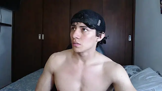 Snapshot of aresholland chatting on 01-30-25, 01:44 aresholland online show from 01-30-25, 01:44