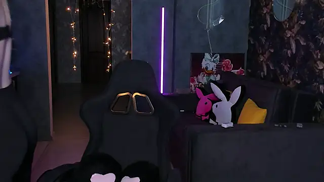 Blckmirrorr online show from 12-20-25, 02:13