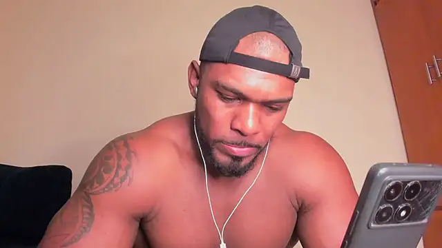 Snapshot of Tyler_Waka01 chatting on 07-26-26, 06:04 Tyler Waka01 online show from 07-26-26, 06:04