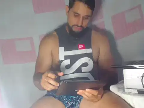 sebasx412 online show from 02-05-25, 07:31