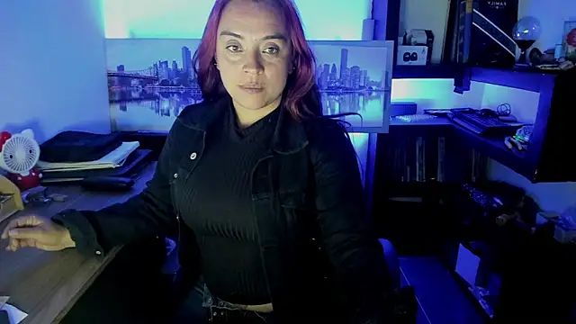 Redwidow   online show from 05-12-26, 03:36
