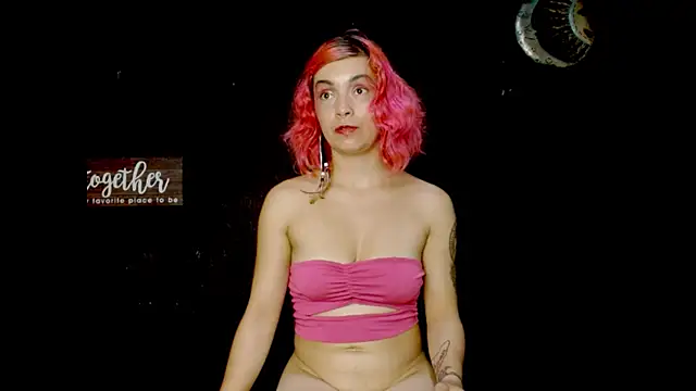 Snapshot of ASTRIDBULM chatting on 02-23-25, 01:02 ASTRIDBULM online show from 02-23-25, 01:02