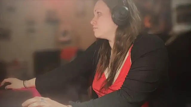 spunlikecottoncandy online show from 02-21-25, 08:49