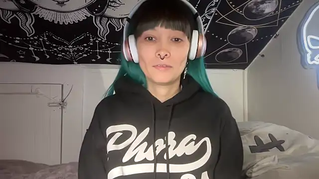 Snapshot of FRRANNKIE chatting on 01-18-25, 07:48 FRRANNKIE online show from 01-18-25, 07:48