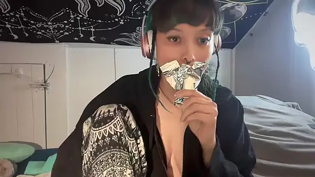 Snapshot of FRRANNKIE chatting on 01-23-25, 06:17 FRRANNKIE online show from 01-23-25, 06:17