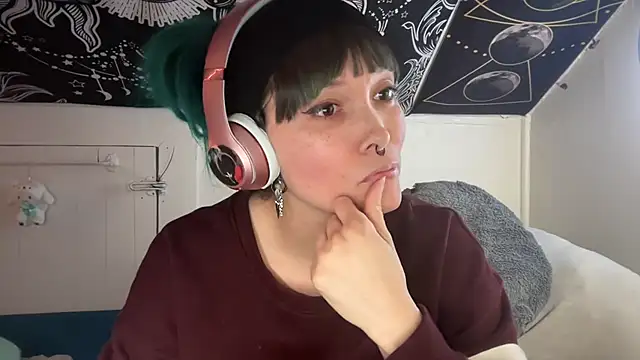 Snapshot of FRRANNKIE chatting on 01-25-25, 09:15 FRRANNKIE online show from 01-25-25, 09:15