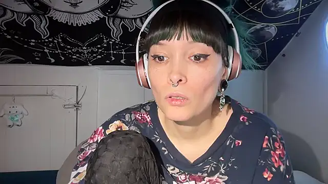 Snapshot of FRRANNKIE chatting on 01-26-25, 03:06 FRRANNKIE online show from 01-26-25, 03:06