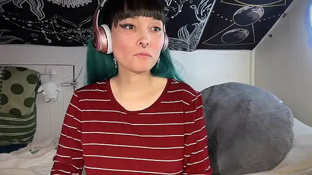 Snapshot of FRRANNKIE chatting on 02-20-25, 10:48 FRRANNKIE online show from 02-20-25, 10:48