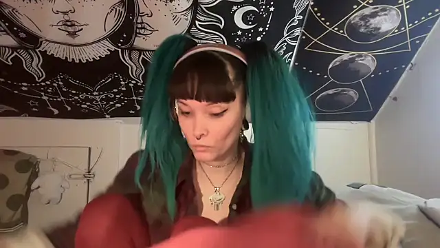 Snapshot of FRRANNKIE chatting on 02-27-25, 01:17 FRRANNKIE online show from 02-27-25, 01:17