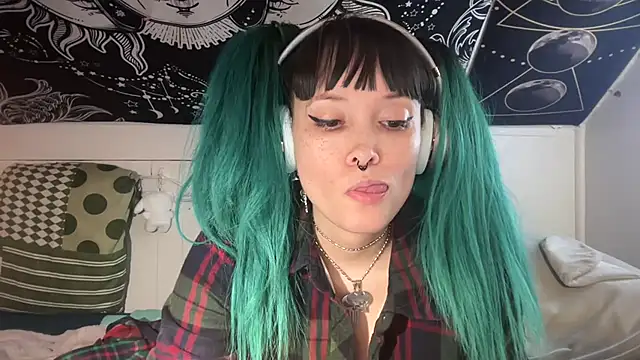 Snapshot of FRRANNKIE chatting on 02-27-25, 07:26 FRRANNKIE online show from 02-27-25, 07:26