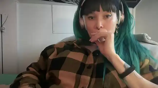 Snapshot of FRRANNKIE chatting on 03-01-25, 03:27 FRRANNKIE online show from 03-01-25, 03:27