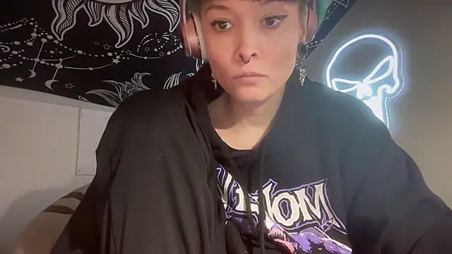 Snapshot of FRRANNKIE chatting on 03-22-25, 10:39 FRRANNKIE online show from 03-22-25, 10:39