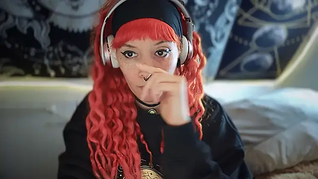 Snapshot of FRRANNKIE chatting on 09-30-25, 07:08 FRRANNKIE online show from 09-30-25, 07:08