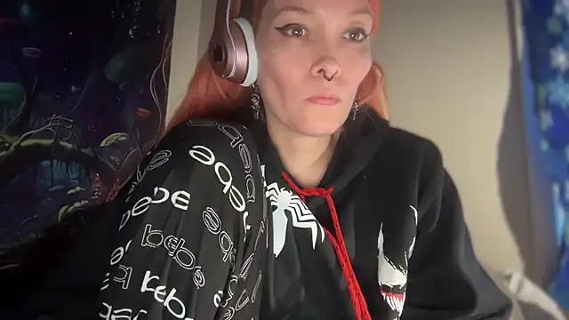 Snapshot of FRRANNKIE chatting on 12-13-25, 07:53 FRRANNKIE online show from 12-13-25, 07:53