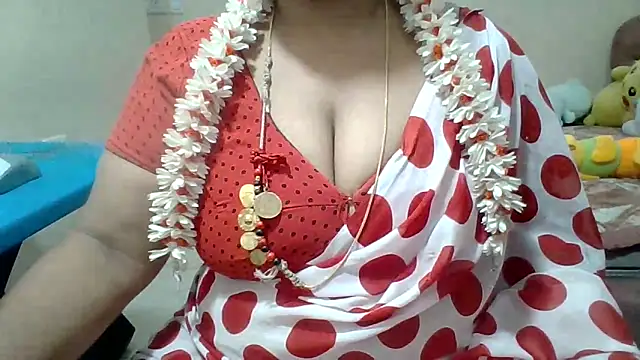 Snapshot of archanatelugu9 chatting on 04-26-26, 03:26 archanatelugu9 online show from 04-26-26, 03:26
